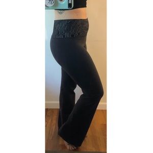 Lululemon Athletica 8Reg. Yoga pants. Grey